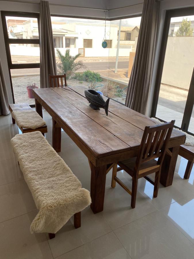Mukulela Bed & Breakfast Walvis Bay Bagian luar foto