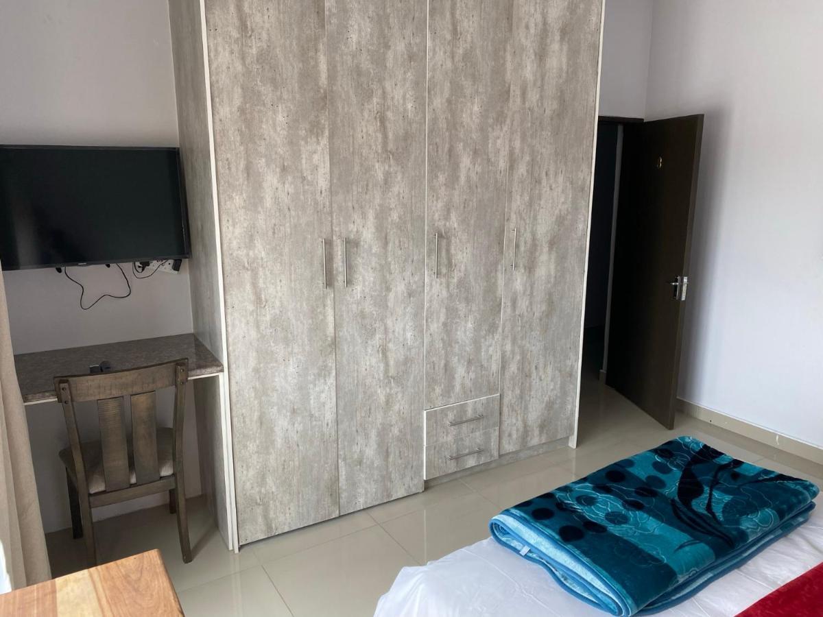 Mukulela Bed & Breakfast Walvis Bay Bagian luar foto