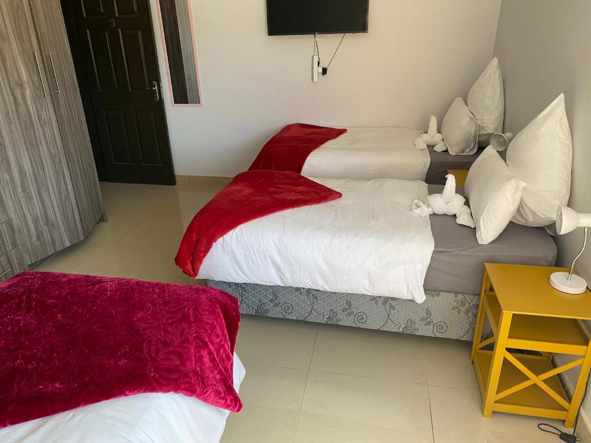 Mukulela Bed & Breakfast Walvis Bay Bagian luar foto